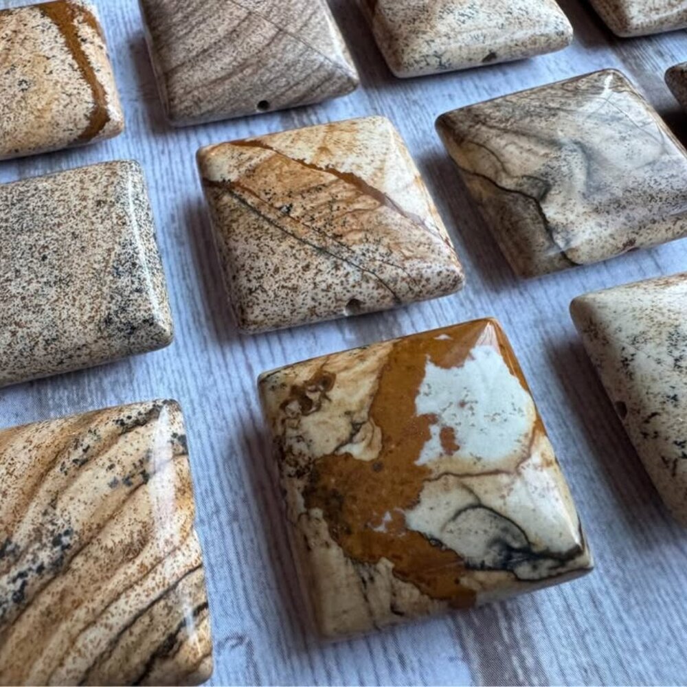 19 1 Inch Square Picture Jasper Beads
